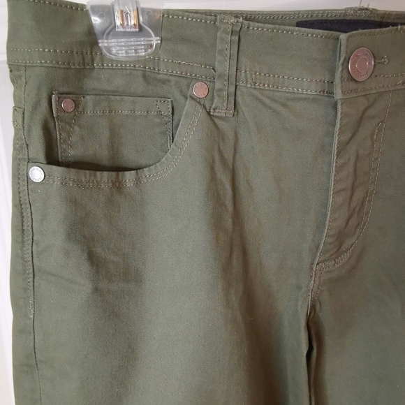 Calvin Klein Green Jeans - Picture 3 of 13